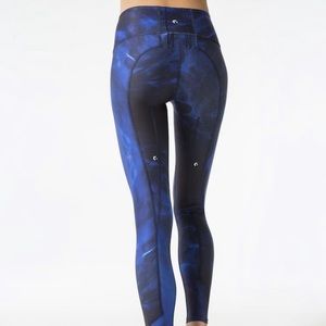 Ghost Flower Reflect 7/8 Ocean Print legging